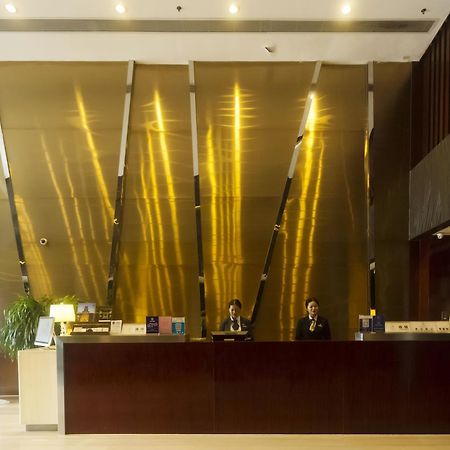 Metropolo, Guangzhou, Wanda Plaza-Baiyun Mountain Hotell Exteriör bild
