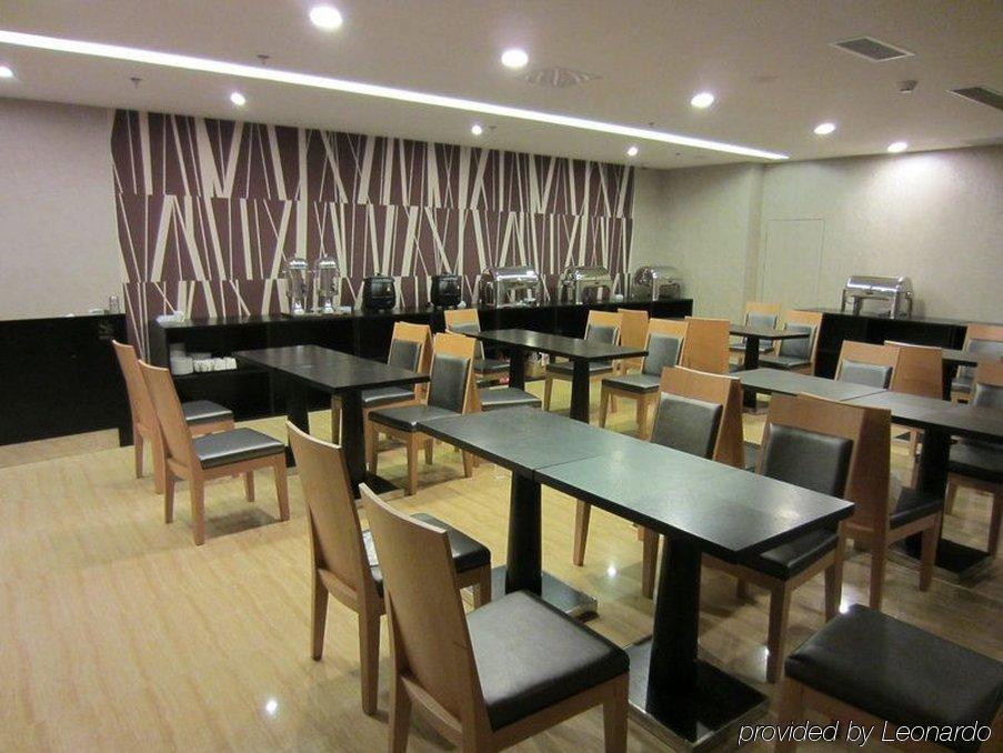 Metropolo, Guangzhou, Wanda Plaza-Baiyun Mountain Hotell Exteriör bild