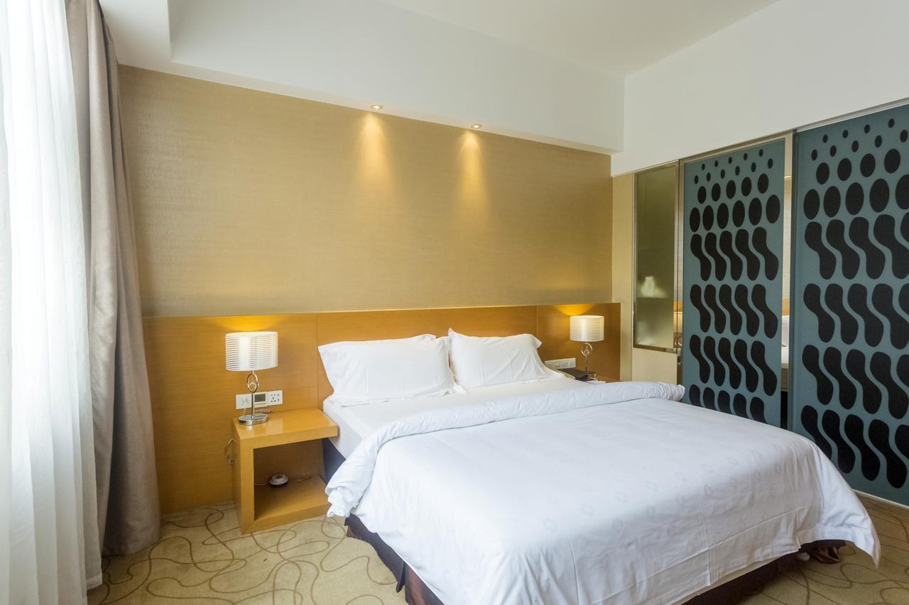 Metropolo, Guangzhou, Wanda Plaza-Baiyun Mountain Hotell Exteriör bild