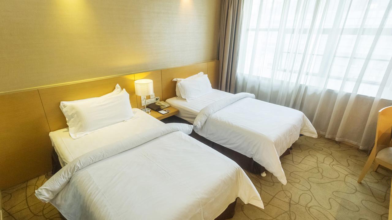 Metropolo, Guangzhou, Wanda Plaza-Baiyun Mountain Hotell Exteriör bild
